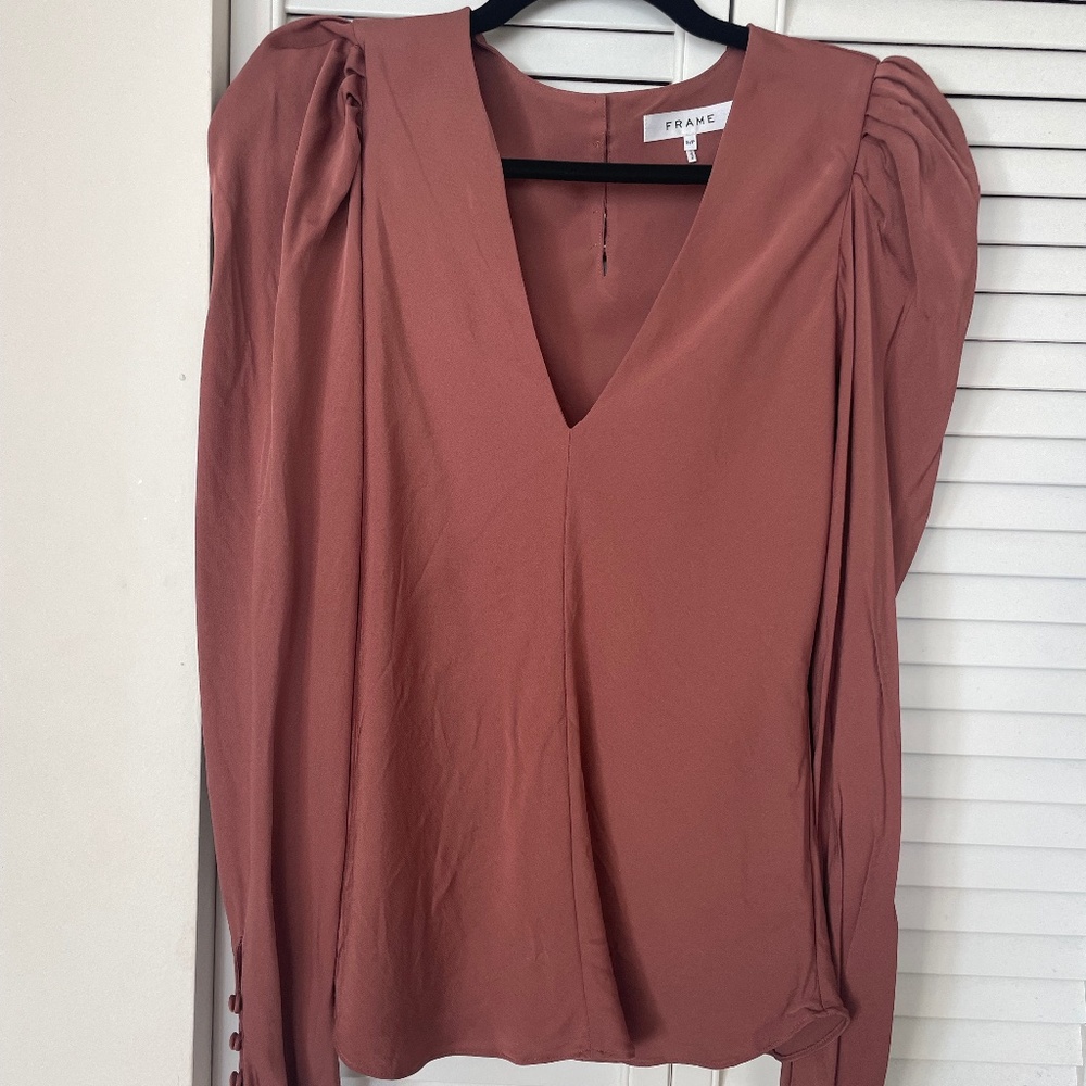 FRAME 100% Silk V-Neck Blouse (NEW/UNWORN)